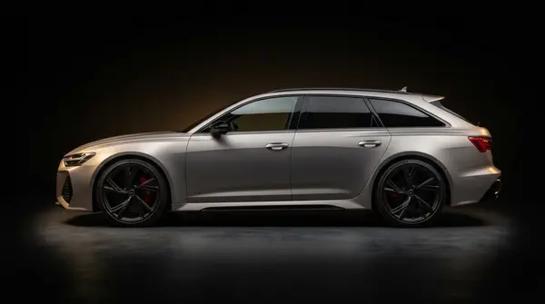 Audi RS6 C8 Performance в цвете Nardo Grey после полного бронирования PPF плёнкой XPEL Ultimate Plus