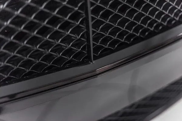 Антихром на Bentley Continental GT.
До/После
